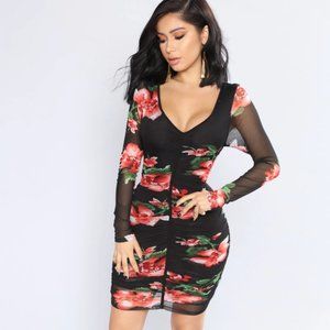 Fashion Nova | Spices Floral Dress - Black/Red